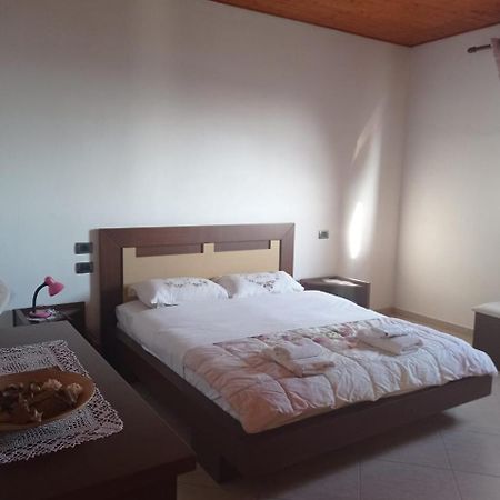 Villa Private House Durrës Esterno foto