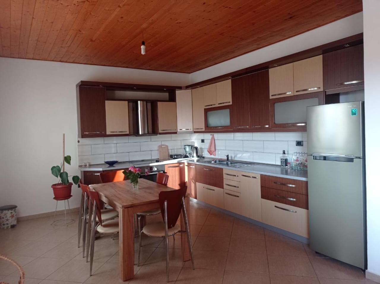 Villa Private House Durrës Esterno foto
